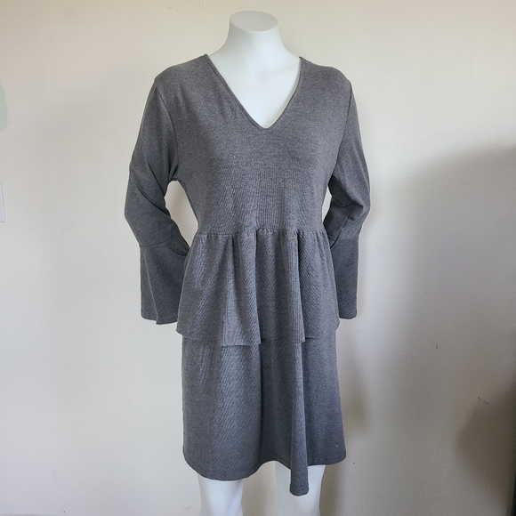 Reborn - Ruffled Dress - Picture 7 of 10